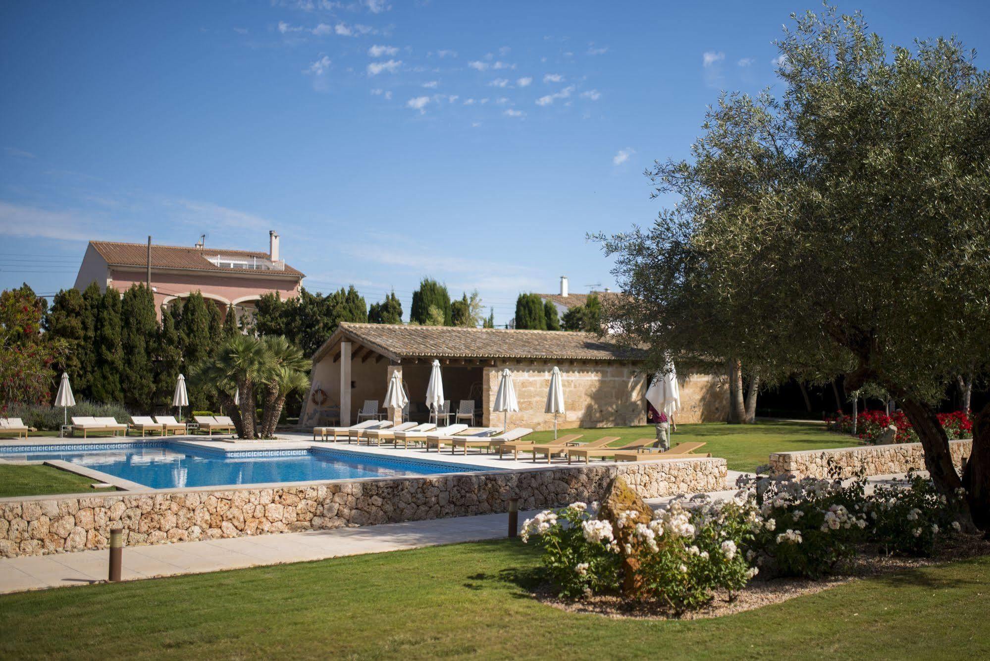Hotel Ca'N Bonico Ses Salines  Exterior photo