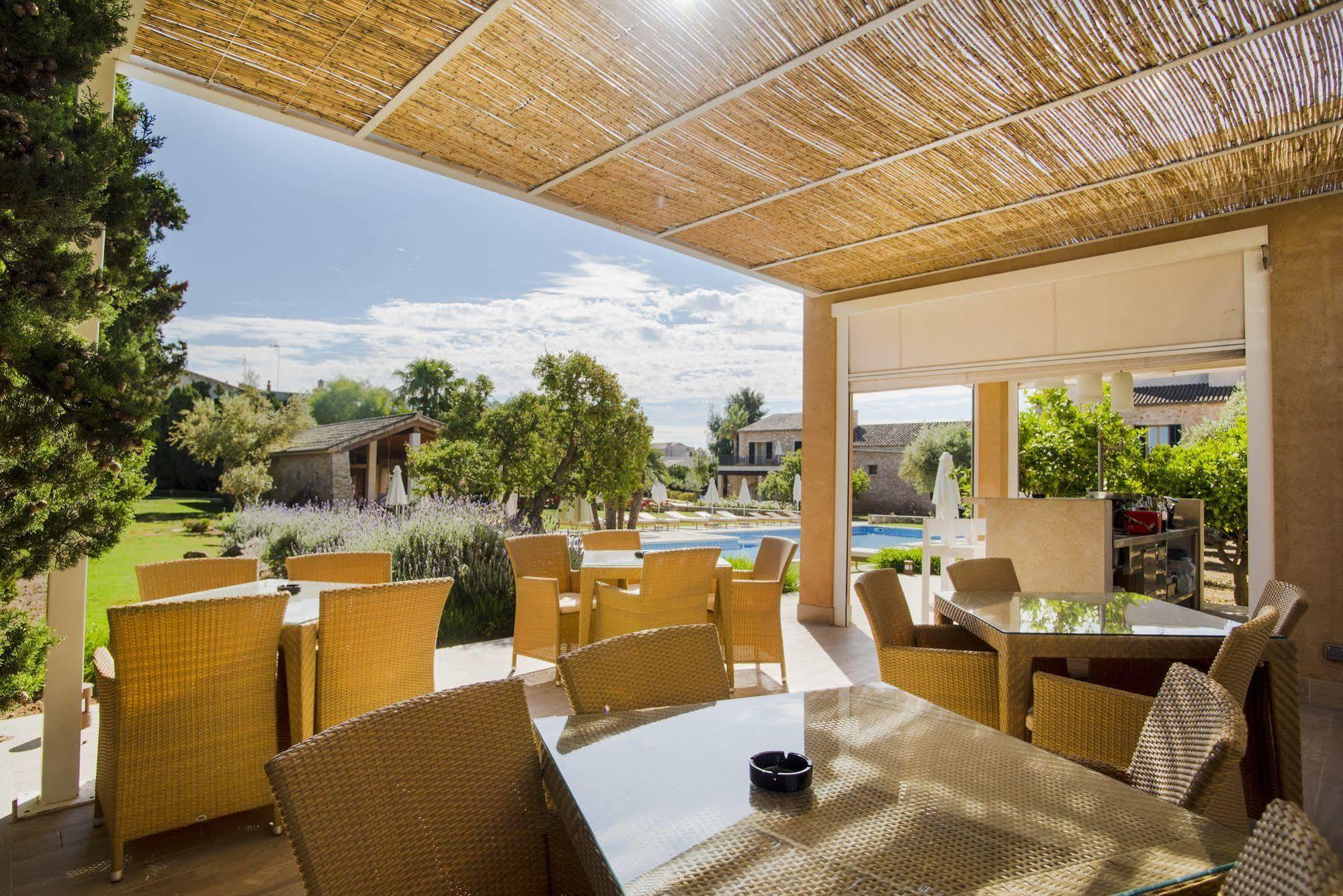 Hotel Ca'N Bonico Ses Salines  Exterior photo